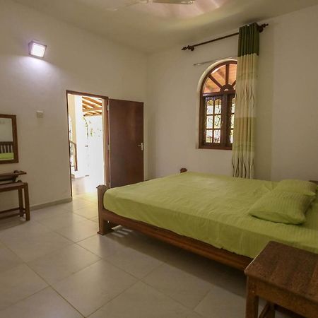 Villa Green White Unawatuna Exterior photo