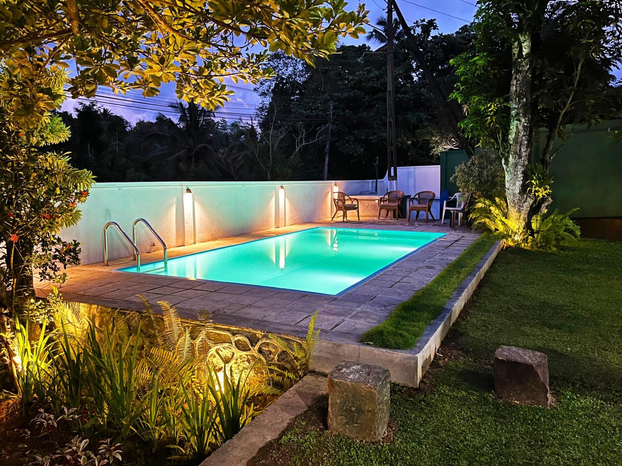 Villa Green White Unawatuna Exterior photo