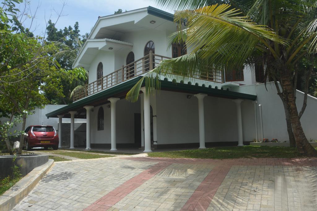 Villa Green White Unawatuna Exterior photo