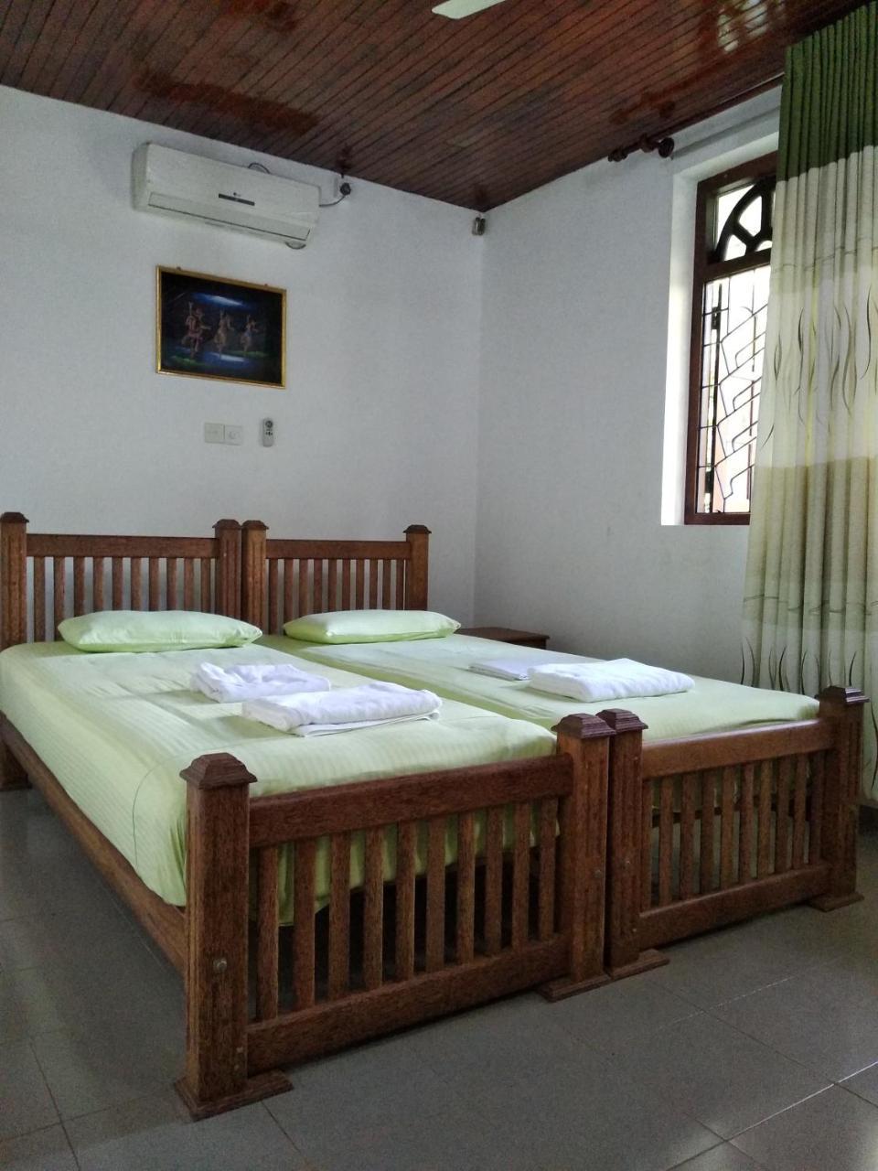 Villa Green White Unawatuna Exterior photo